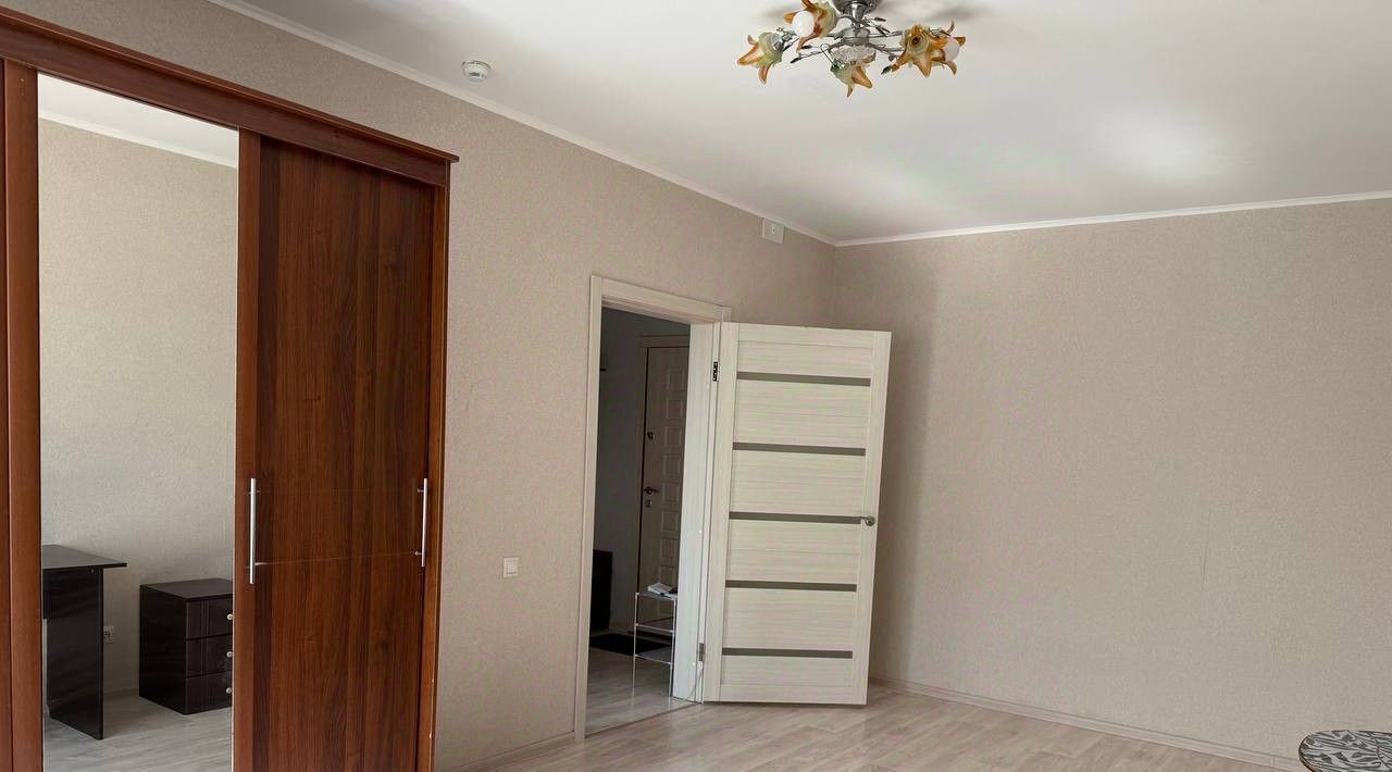 квартира г Курск р-н Центральный пр-кт Анатолия Дериглазова 97 фото 3