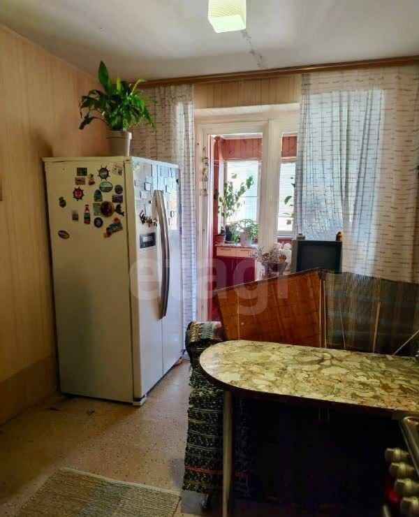 квартира г Старый Оскол мкр-н Южный, 10Б фото 3
