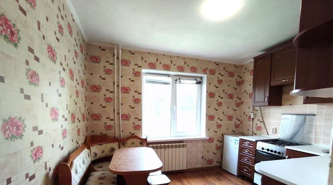 квартира г Омск р-н Центральный ул 33-я Северная 122 фото 1