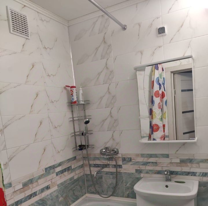 квартира г Красноярск р-н Октябрьский ул Лесопарковая 43к/1 фото 7