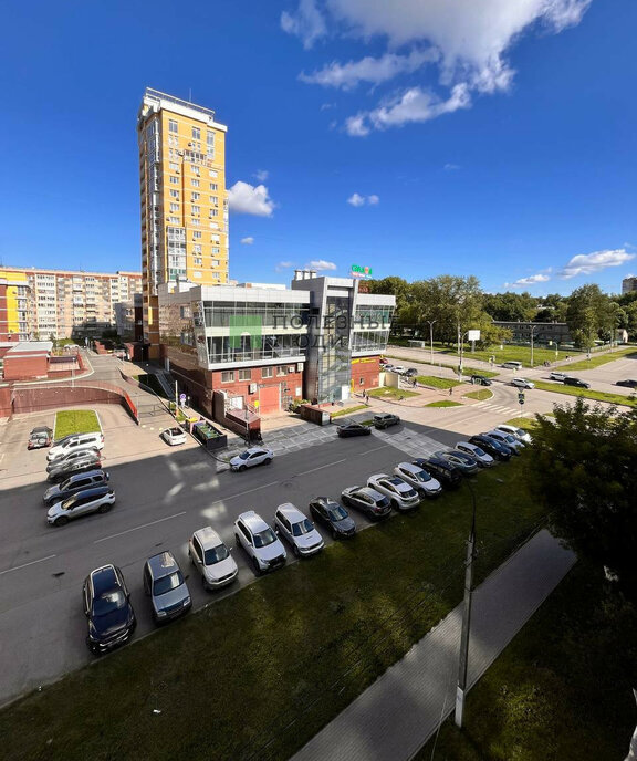 квартира г Ижевск ул 10 лет Октября 7 фото 17