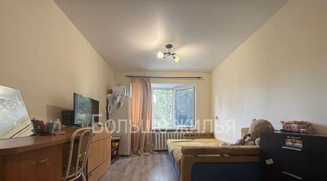комната р-н Дзержинский мкр Жилгородок ул им. Савкина 2 фото