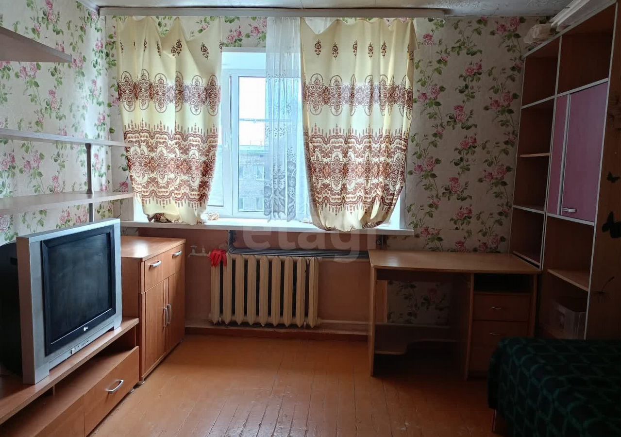 квартира г Коряжма ул имени Дыбцына 14к/1 фото 1