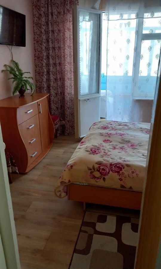 комната г Евпатория пгт Новоозерное ул Героев-Десантников 9 фото 3