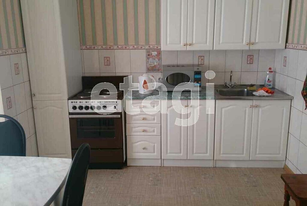 квартира г Тобольск р-н мкр 3б 17 фото 1