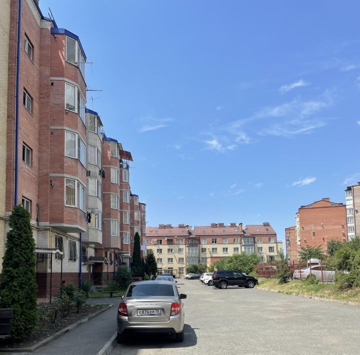квартира г Владикавказ р-н Северо-Западный ул Московская 53 фото 2
