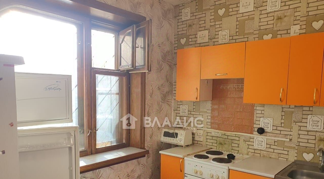 квартира г Бийск ул имени Героя Советского Союза Васильева 4а фото 1
