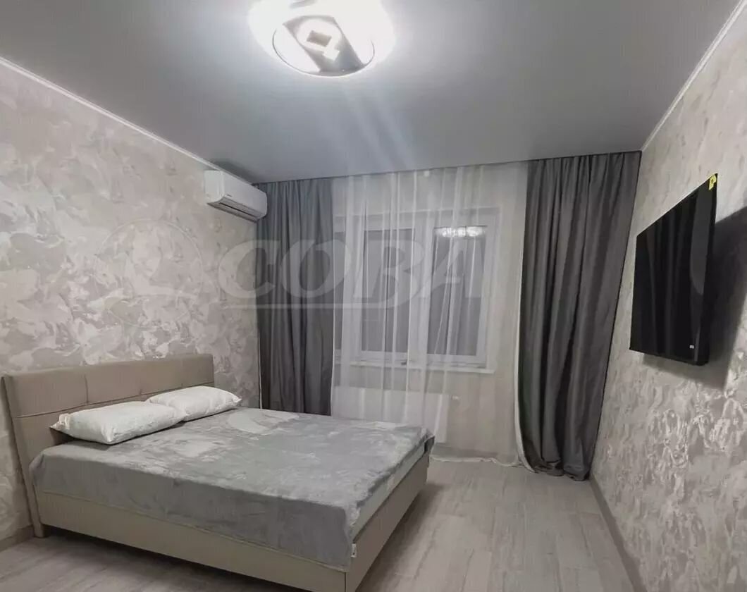 квартира г Тобольск 15-й мкр-н, 17Б фото 2