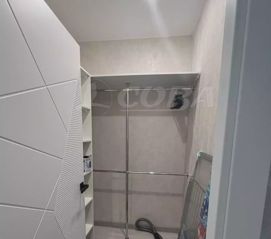 квартира г Тобольск 15-й мкр-н, 17Б фото 4