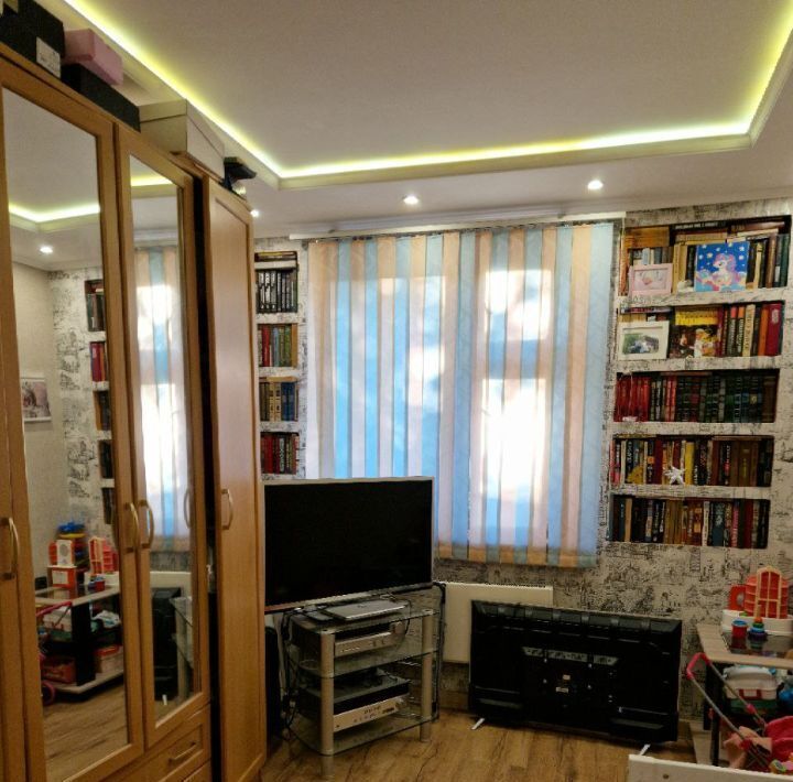 квартира г Тольятти р-н Автозаводский ул Юбилейная 21 фото 5