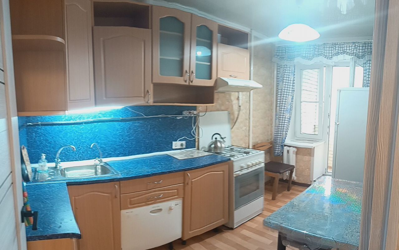 квартира г Великий Новгород Западный ул Нехинская 34к/1 фото 1