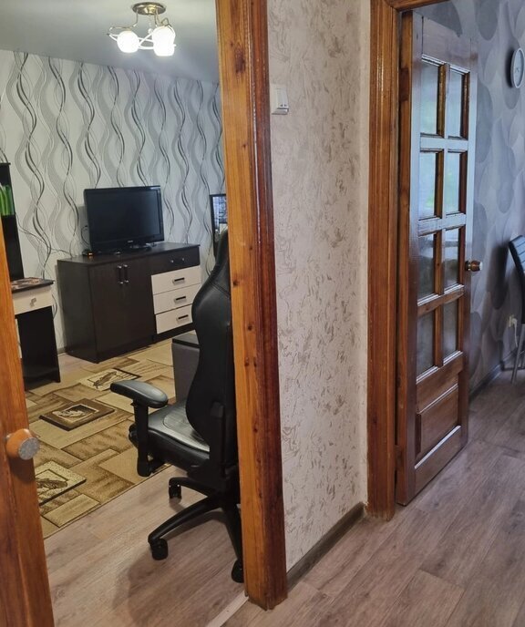 квартира г Каменск-Шахтинский ул Гагарина 80 фото 8