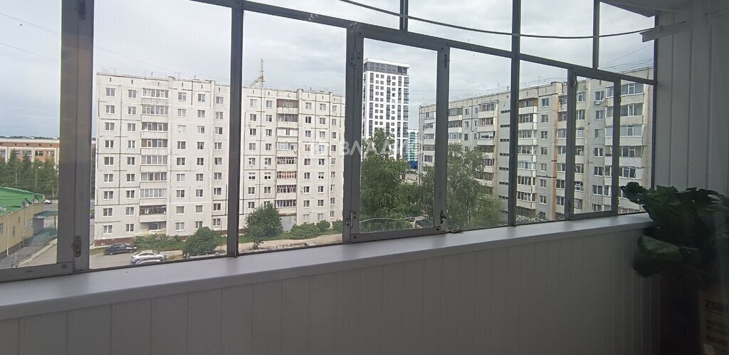 квартира г Тобольск р-н мкр 9 34А фото 2