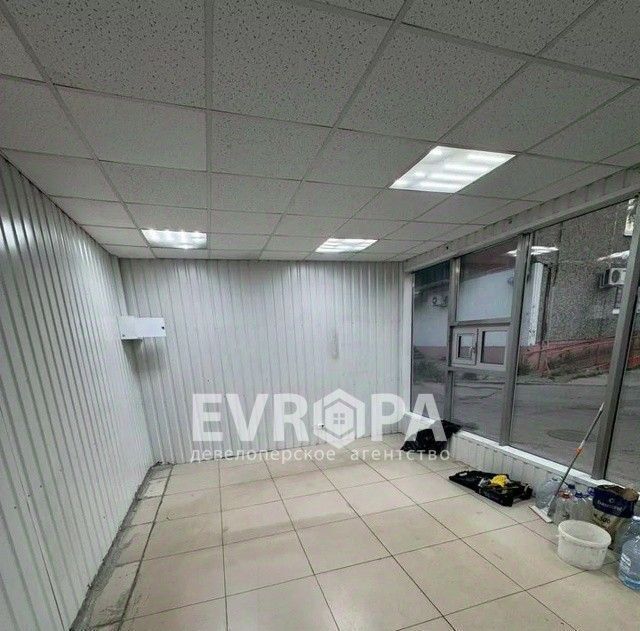 торговое помещение г Ульяновск р-н Железнодорожный ул Хрустальная 19б фото 2