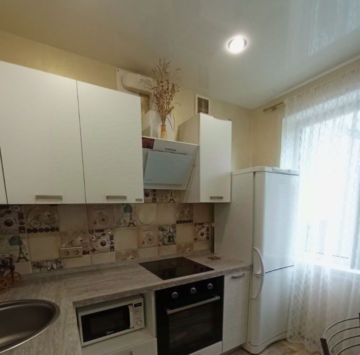 квартира г Тольятти р-н Автозаводский ул Свердлова 80 фото 3