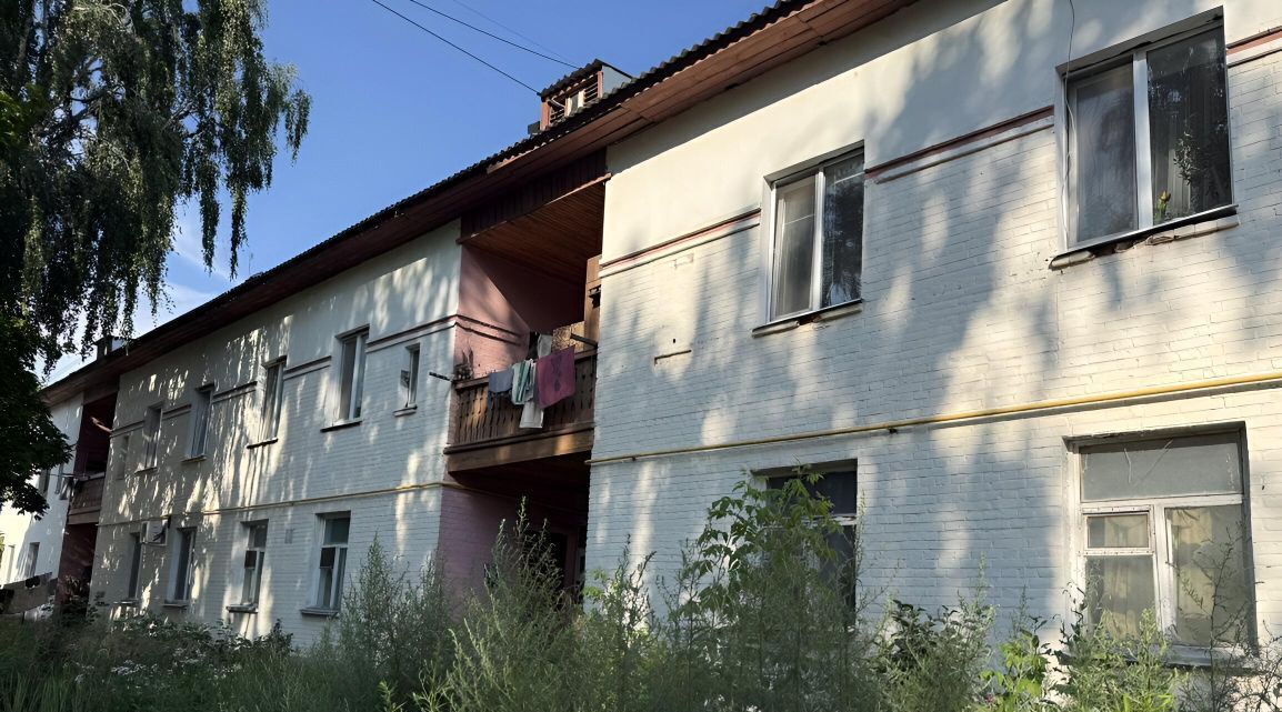 квартира г Брянск р-н Бежицкий б-р 50 лет Октября 36 фото 13