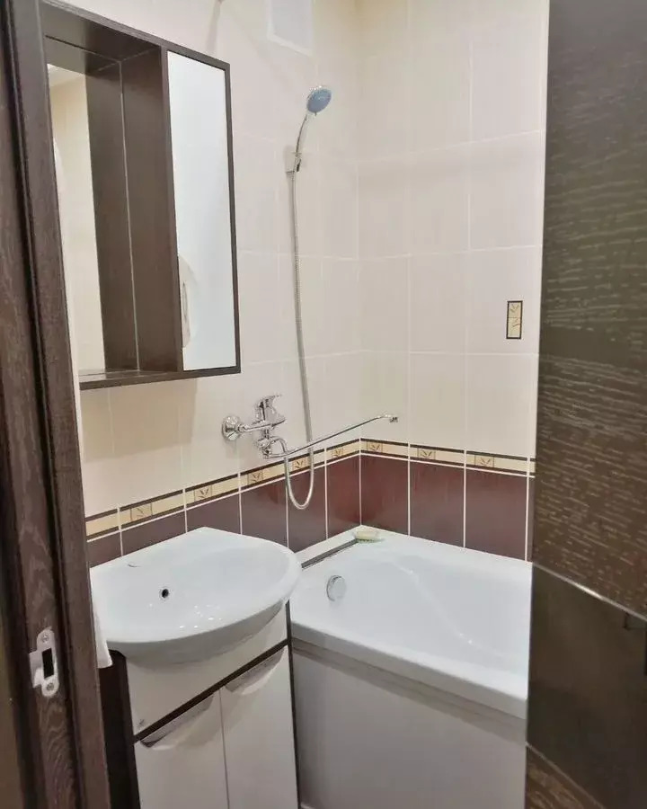 квартира г Курган мкр 5-й р-н Заозерный, жилой район Заозёрный, 17к 5 фото 14