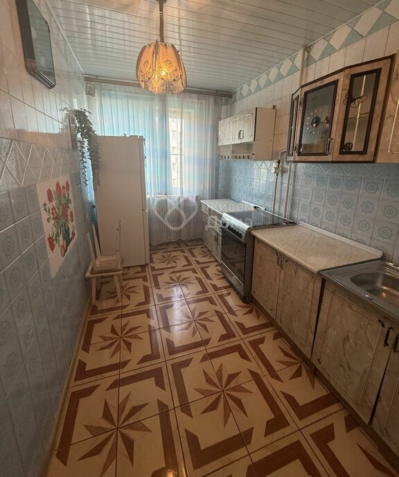 квартира г Волгоград ул Библиотечная 12 фото 2