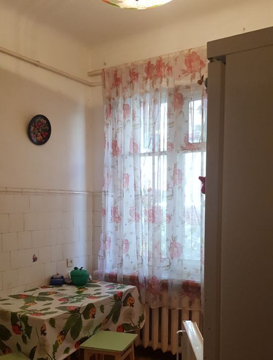 квартира г Астрахань р-н Кировский ул Коммунистическая 24 фото 3