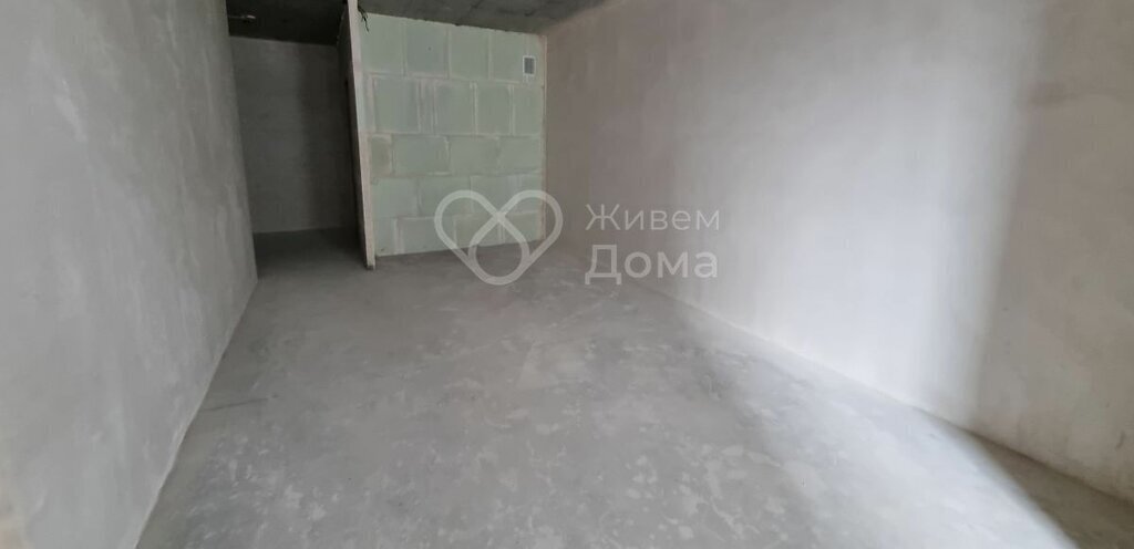 квартира г Волгоград ул им. Владимира Петровского 4 фото 2