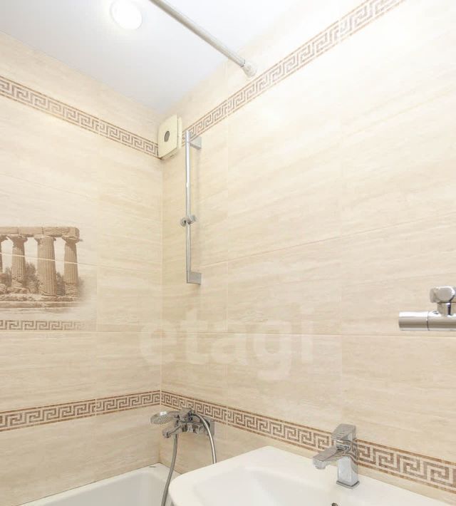 квартира г Омск р-н Кировский ул Лукашевича 23 фото 1