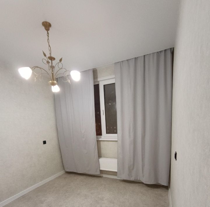 квартира г Тольятти р-н Автозаводский б-р Гая 10 12-й кв-л фото 7