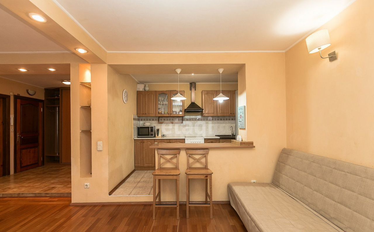 квартира г Тюмень р-н Калининский ул Ямская 73к/2 фото 1