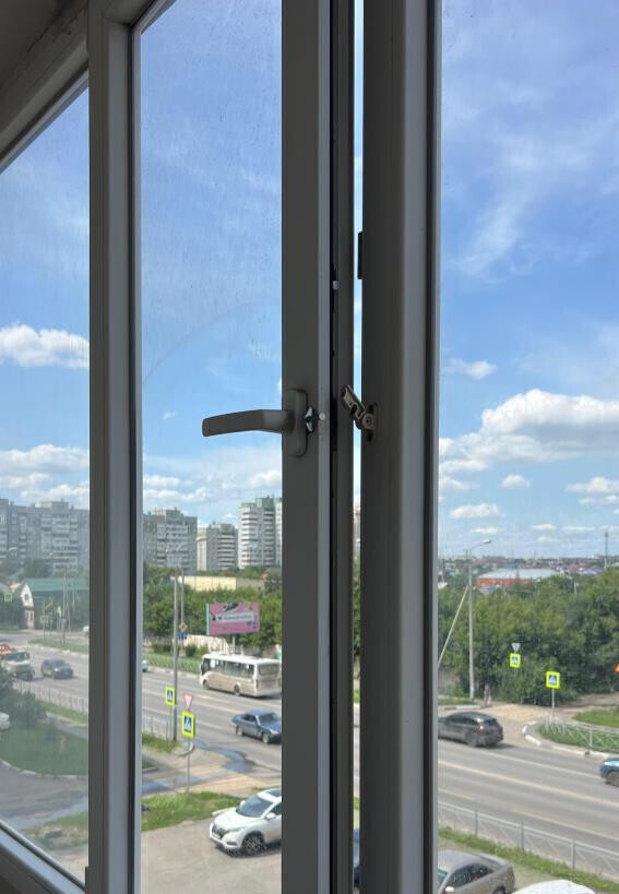 квартира г Омск ул Омская 134 фото 23