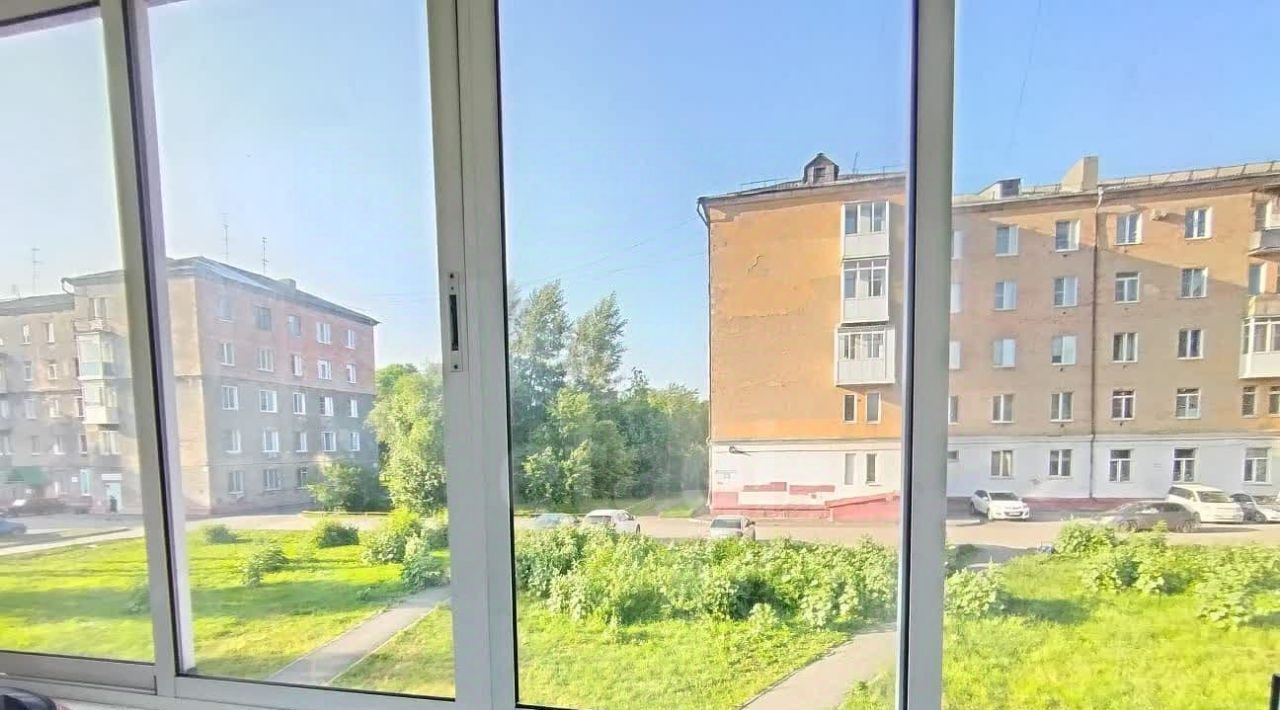 квартира г Кемерово р-н Кировский ул Гурьевская 15 фото 4
