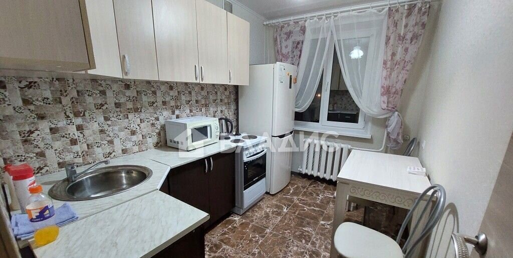 квартира г Тобольск 7-й мкр-н, 20 фото 4