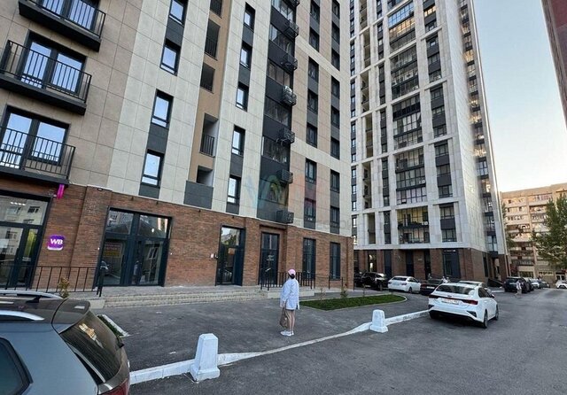 торговое помещение р-н Ленинский ул Гафури 88/1 фото