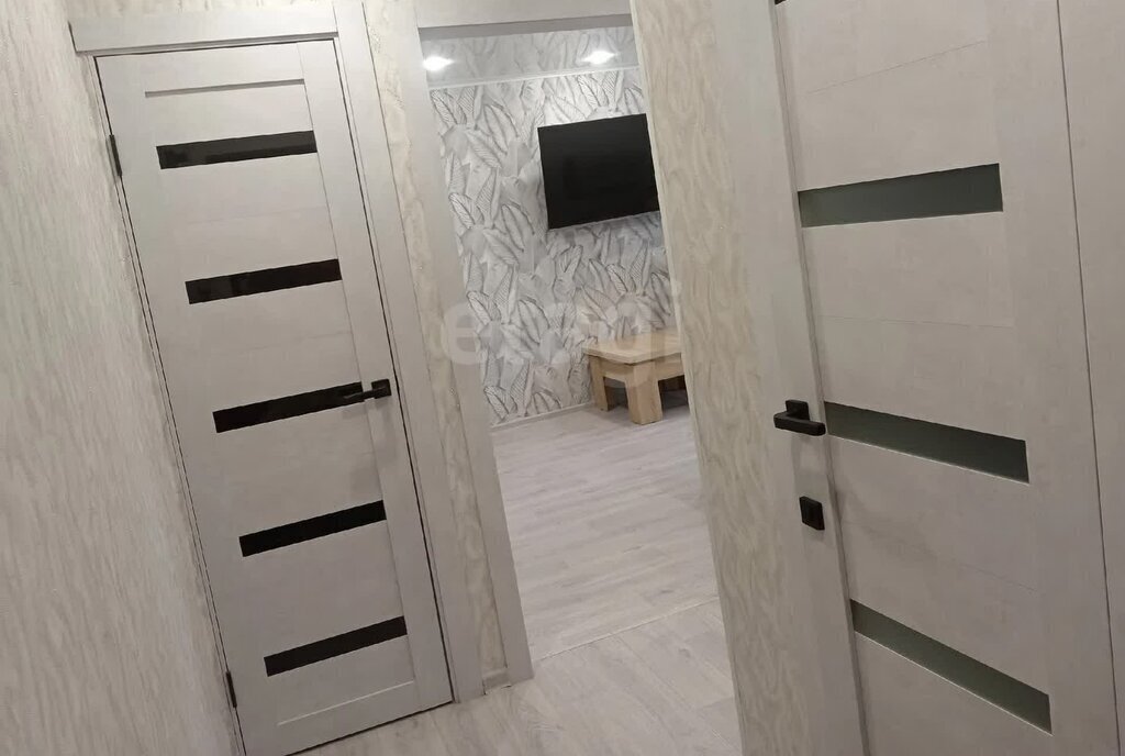 квартира г Ишим ул Шаронова 7 фото 6