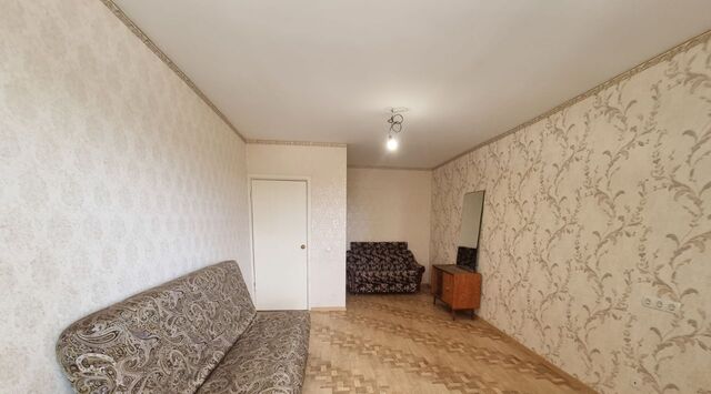 р-н Кировский пр-кт им 50 лет Октября 20/32 фото