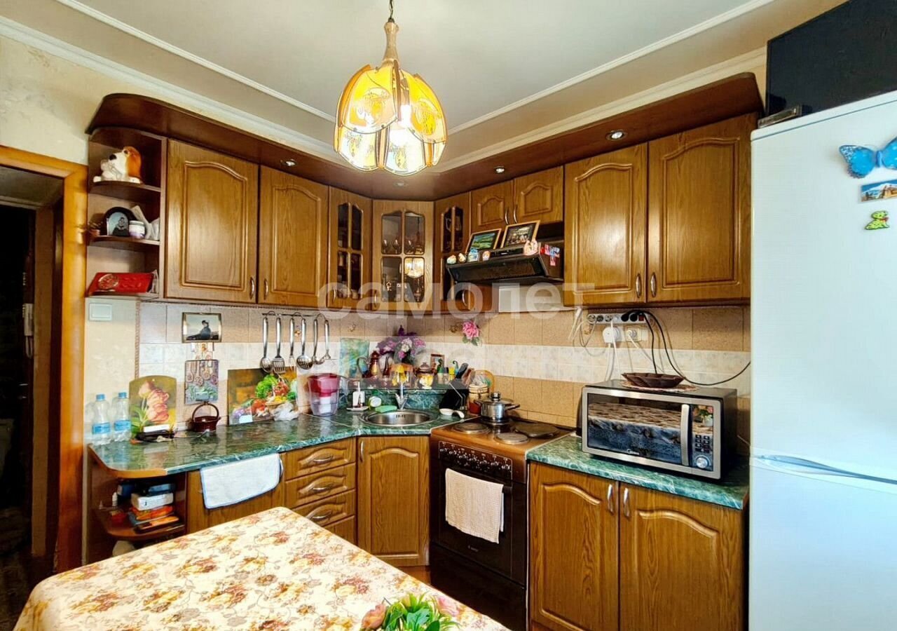 квартира г Старый Оскол мкр-н Жукова, 24 фото 9