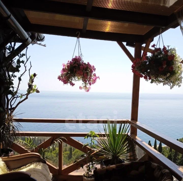 квартира г Ялта г Алупка ул им Ленина 42м фото 12
