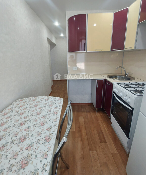 квартира г Октябрьский 35-й микрорайон 9А фото 3