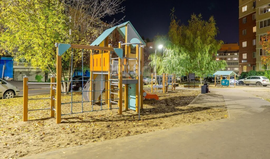 квартира г Набережные Челны 58-й комплекс 12Б фото 14