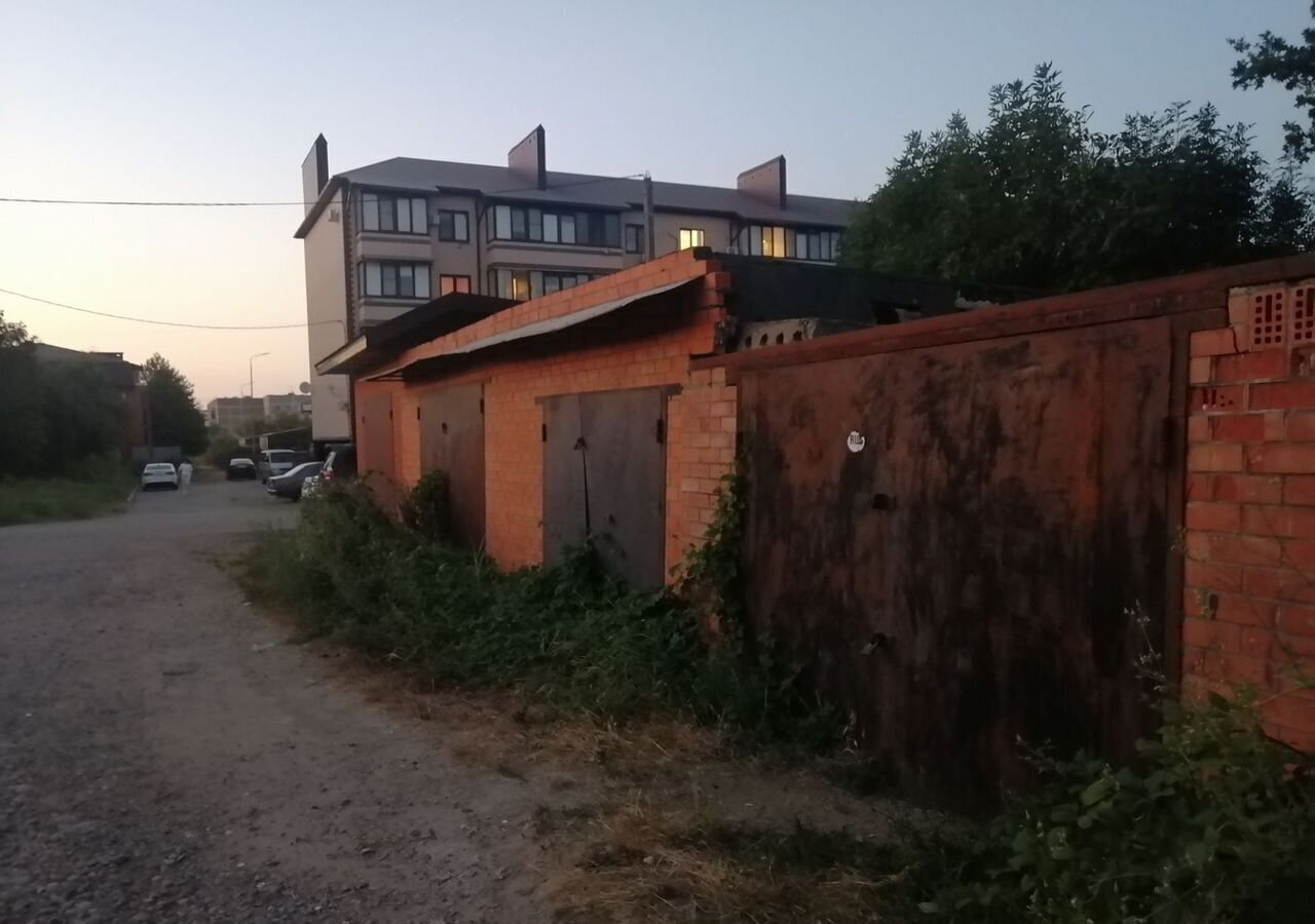 гараж г Адыгейск ул Горького 25 Республика Адыгея Адыгея фото 2