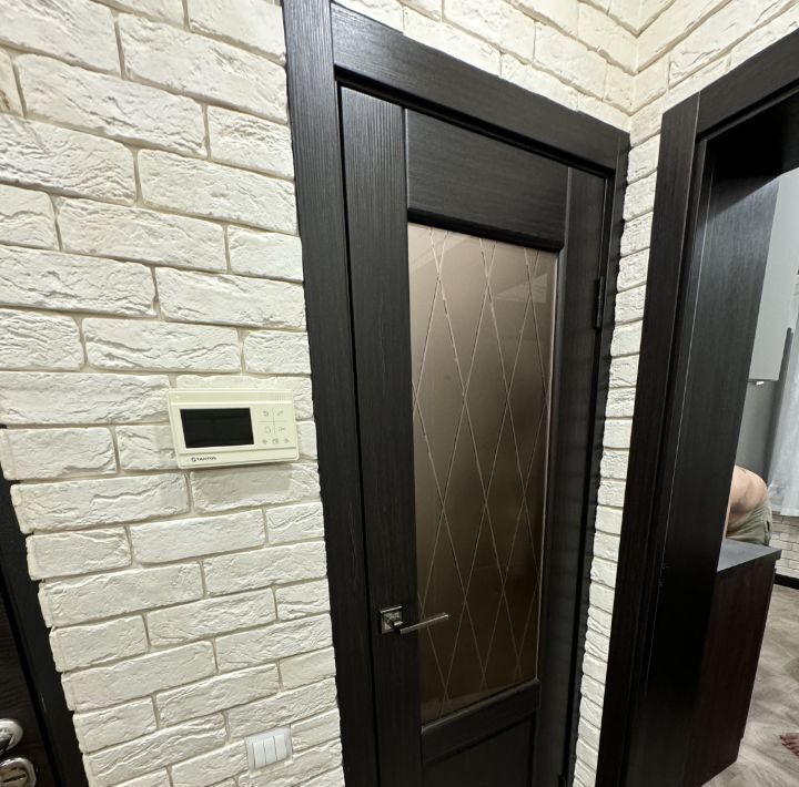 квартира г Тольятти р-н Комсомольский ул Лизы Чайкиной 23 фото 3