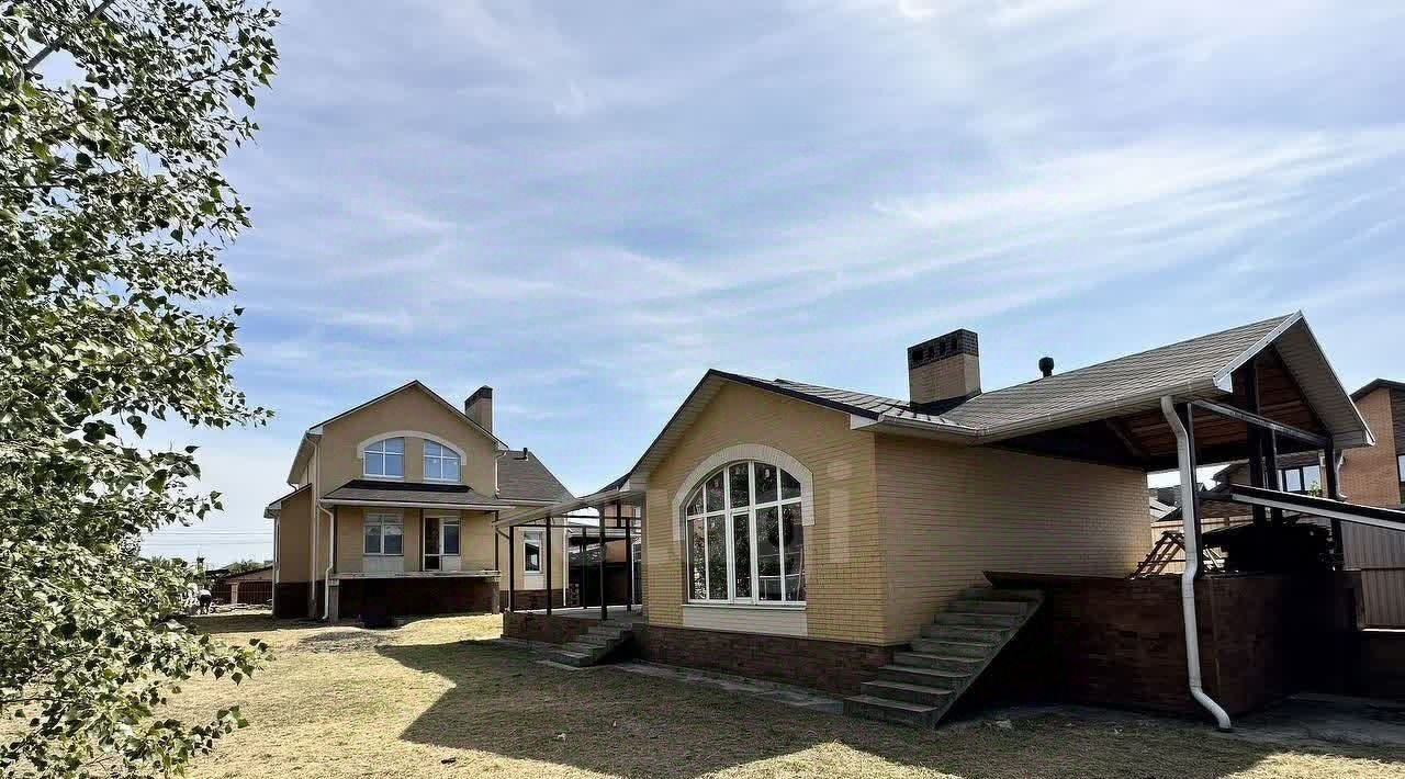 дом г Батайск ул Купеческая ЖК Солнечный фото 1