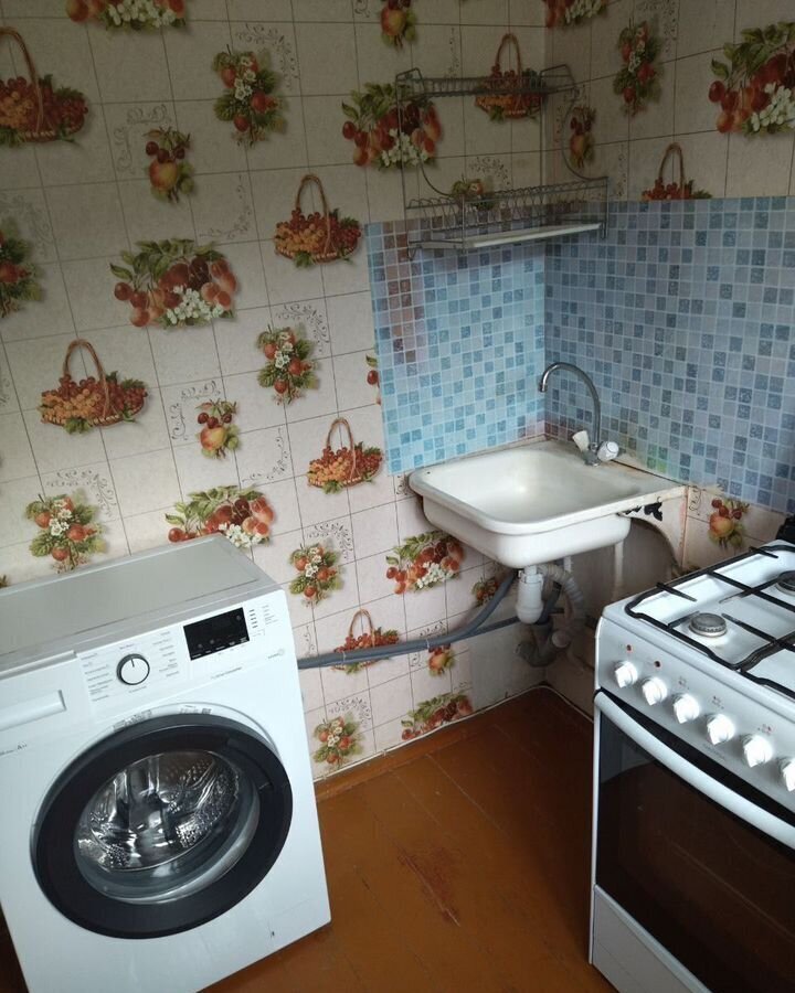 квартира г Александровск ул Ленина 11 фото 1