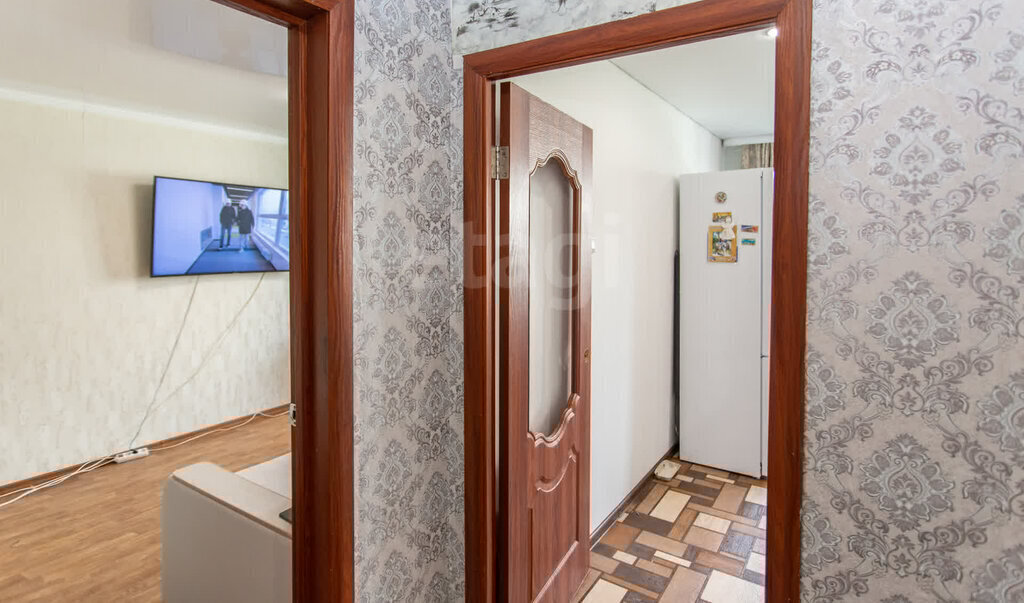 квартира г Тобольск 9, 10-й микрорайон фото 11