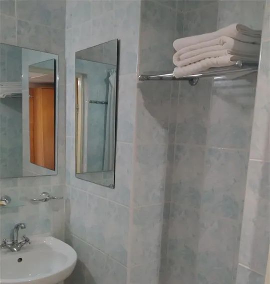 комната г Алушта ул Октябрьская 5 фото 6