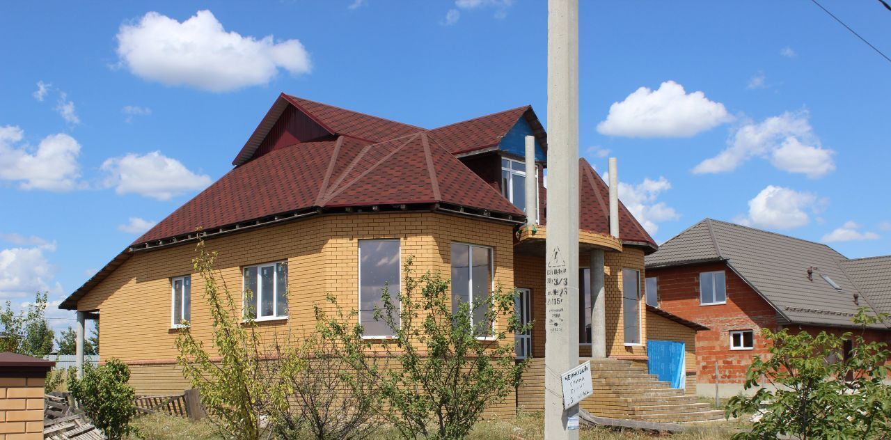 дом р-н Яковлевский г Строитель ул Алтынникова 51 фото 3
