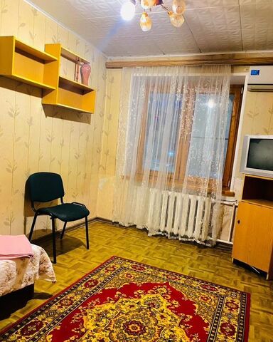 комната р-н Кировский дом 41а фото