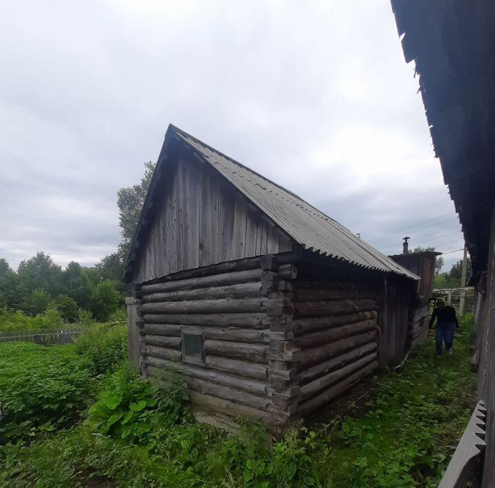 дом г Кировград ул Розы Люксембург фото 16