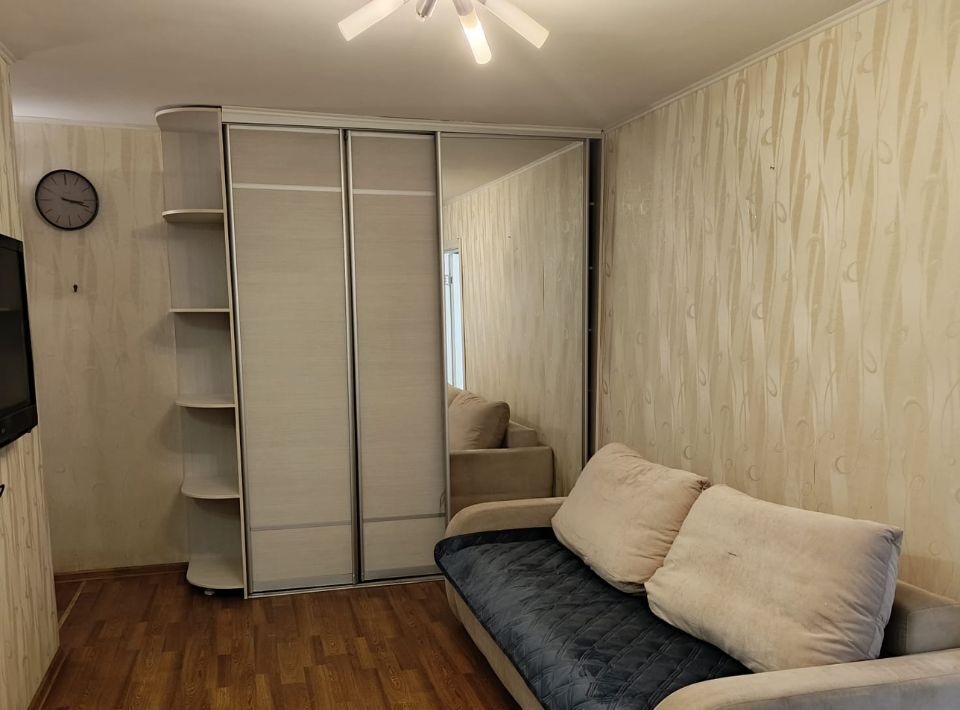 квартира г Волгоград р-н Центральный ул им. Глазкова 13 фото 1