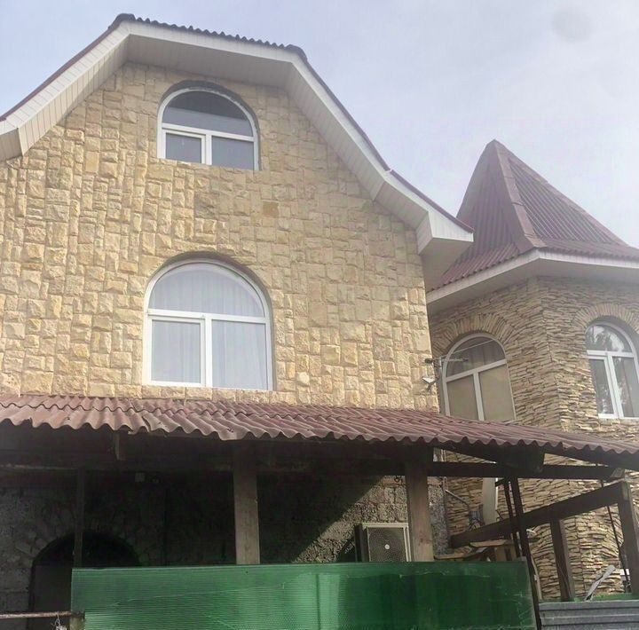 дом г Оренбург р-н Центральный ул Хакимова фото 1