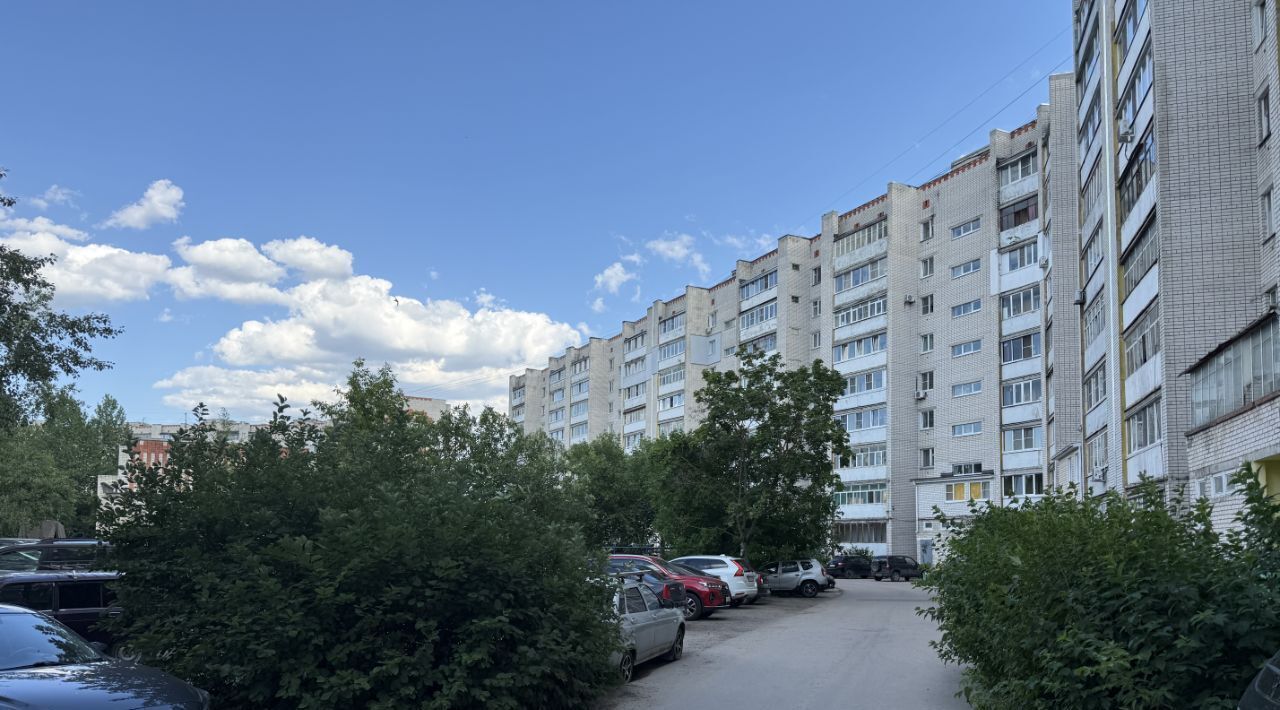квартира г Дзержинск ул Петрищева 12 фото 1