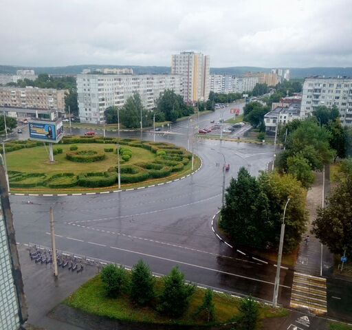 квартира р-н Ленинский б-р Строителей 19 Кемеровская обл. - Кузбасс фото